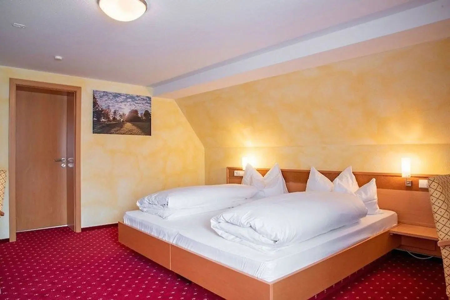 Post ROOM_EXAMPLE