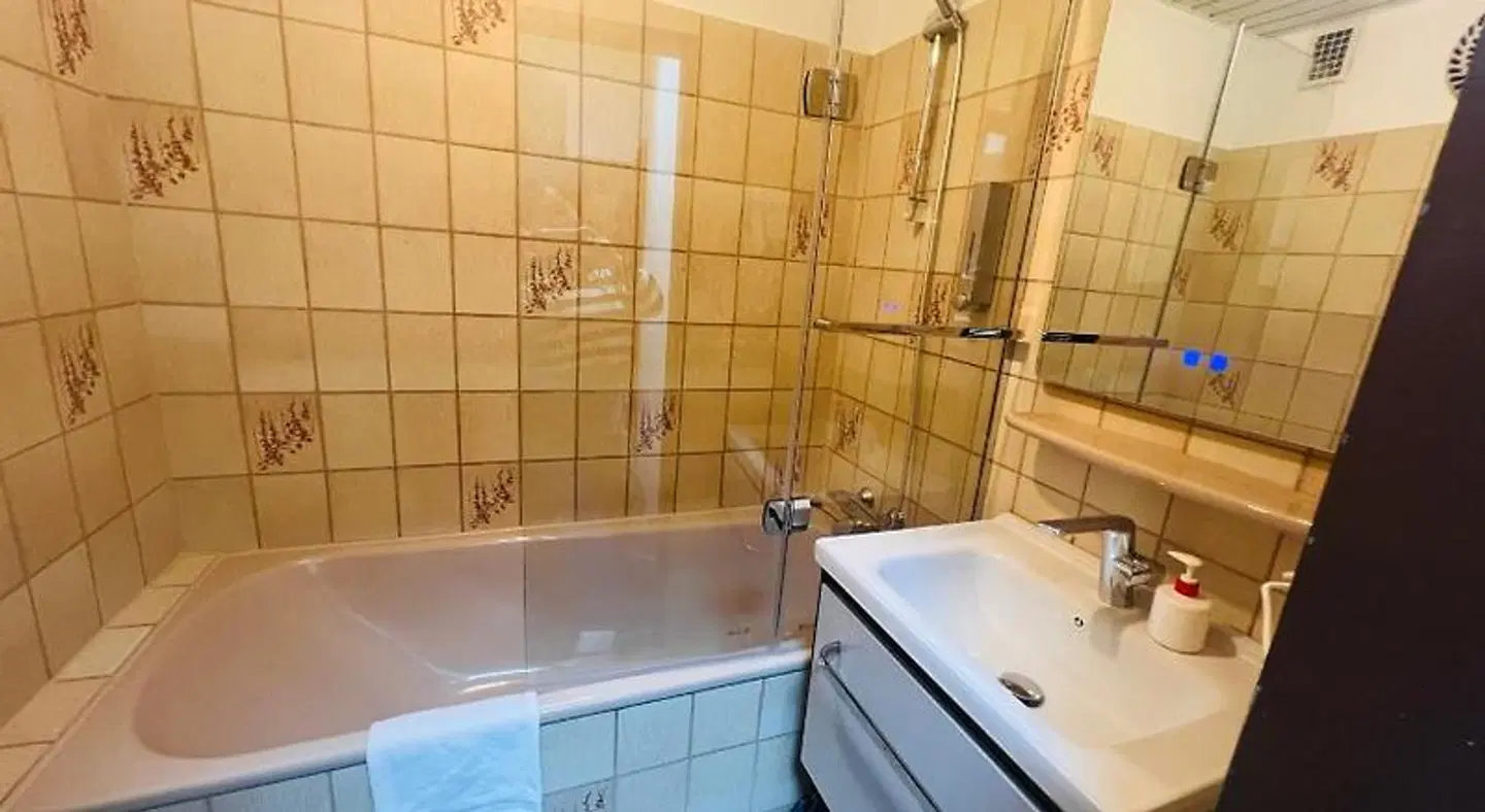 Am Flughafen Badezimmer