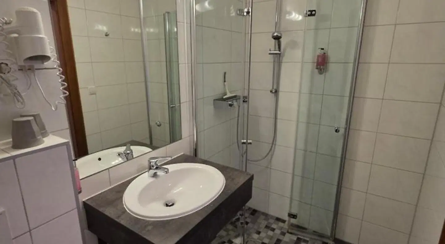 Naturparkhotel Florence Badezimmer