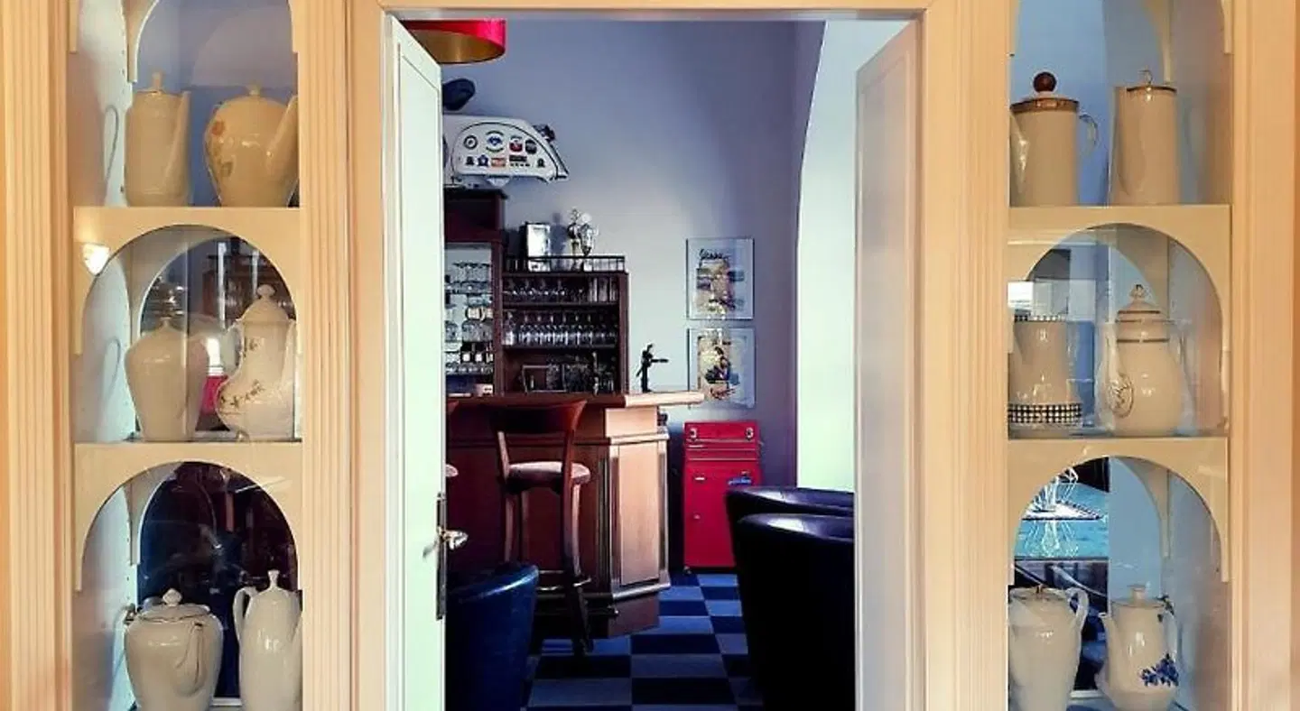 Schweizerhaus Bar