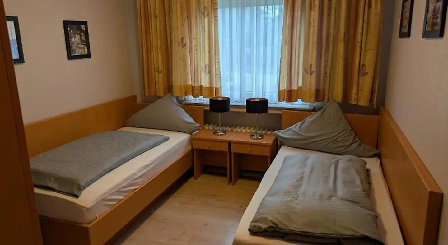 Alscher ROOM_EXAMPLE