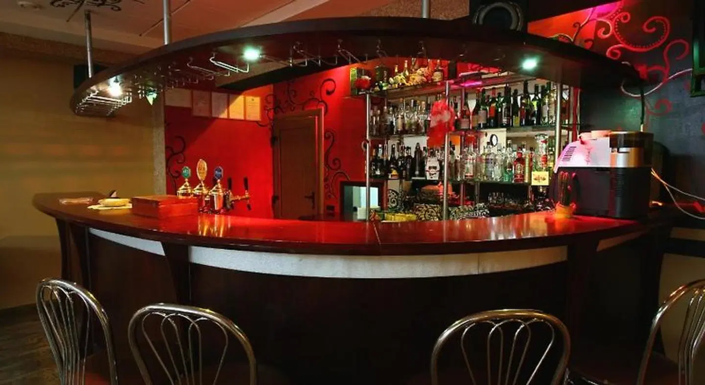 Hotel Dobele Bar