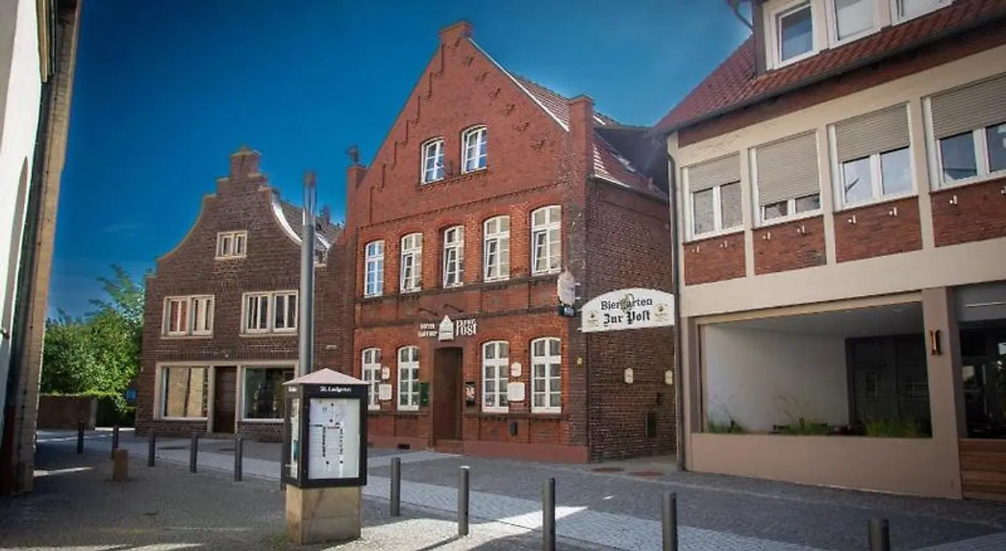 Zur Post EXTERIOR