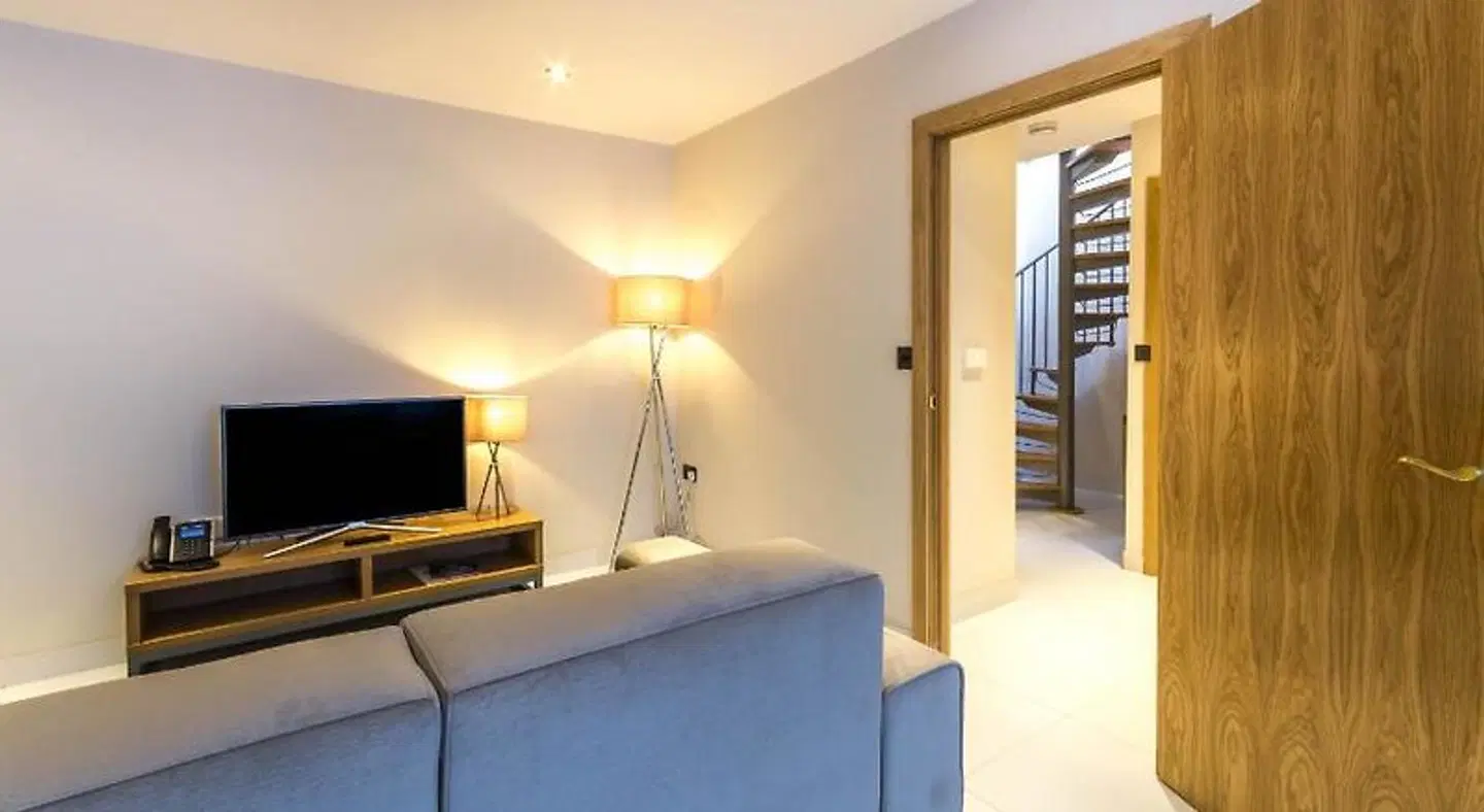 Mansio Suites Basinghall ROOM_EXAMPLE