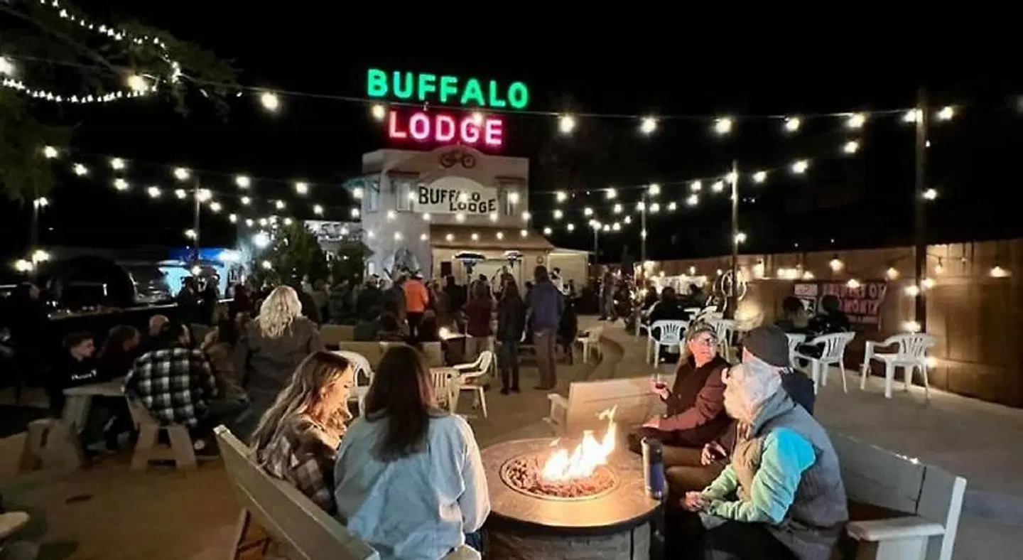Buffalo Lodge Bar
