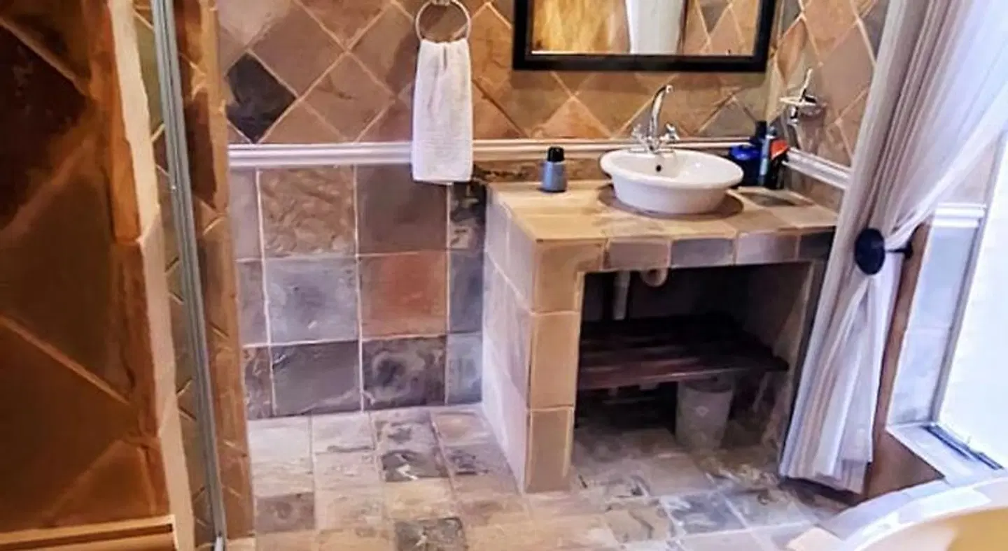 Home Away Badezimmer