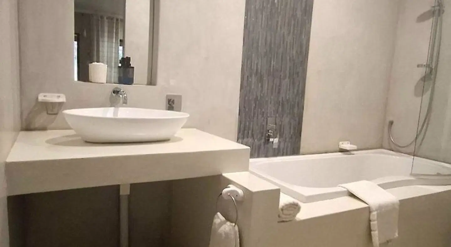 Home Away Badezimmer