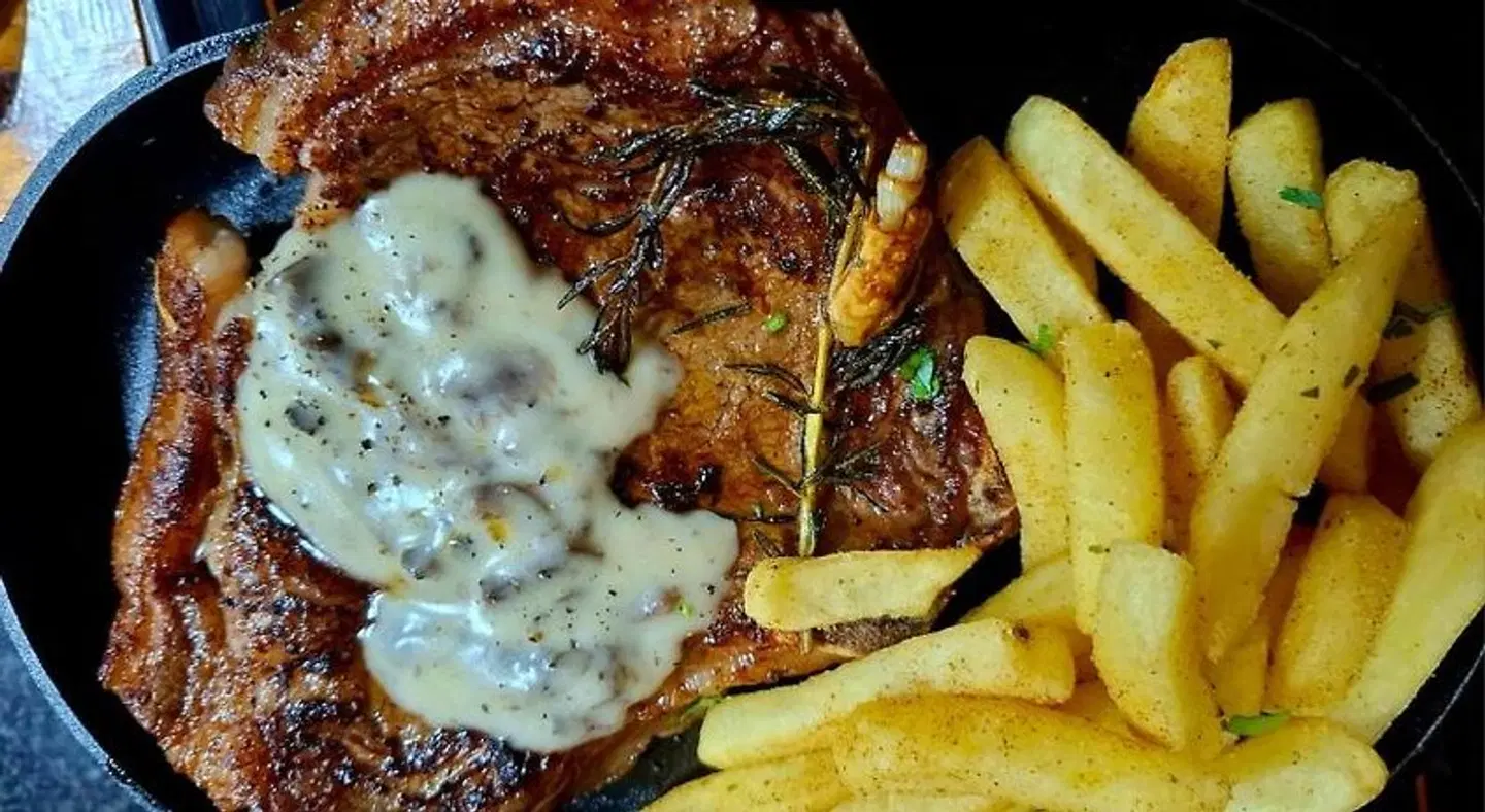 Home Away Restaurant