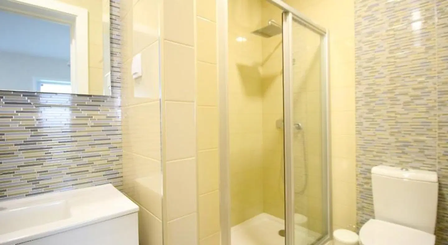 JR Studios & Suites (Riu's) Badezimmer