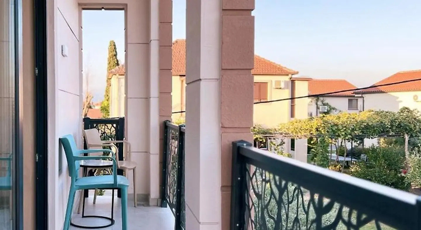 Apartments Aerodrom Bar