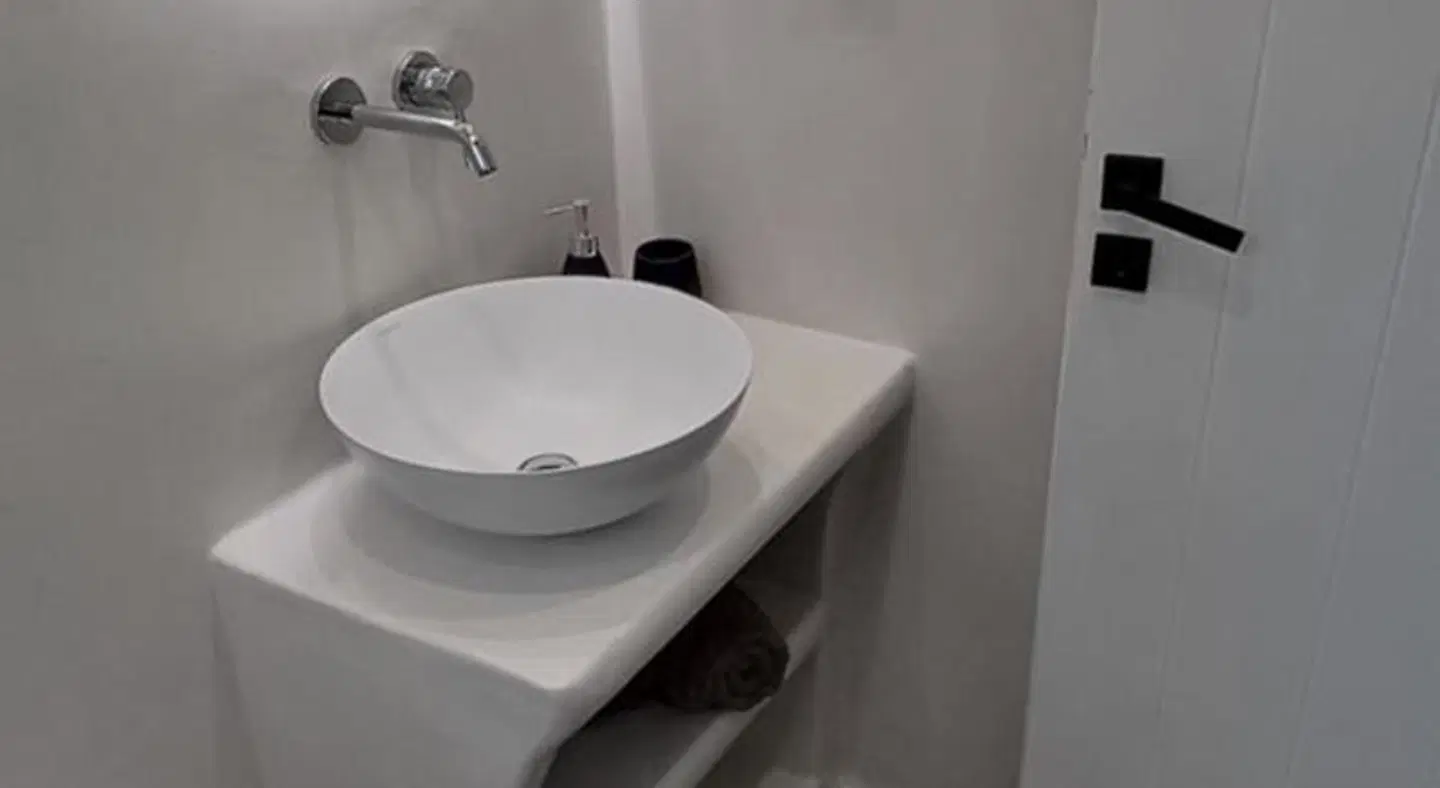 Studios Vythos Badezimmer