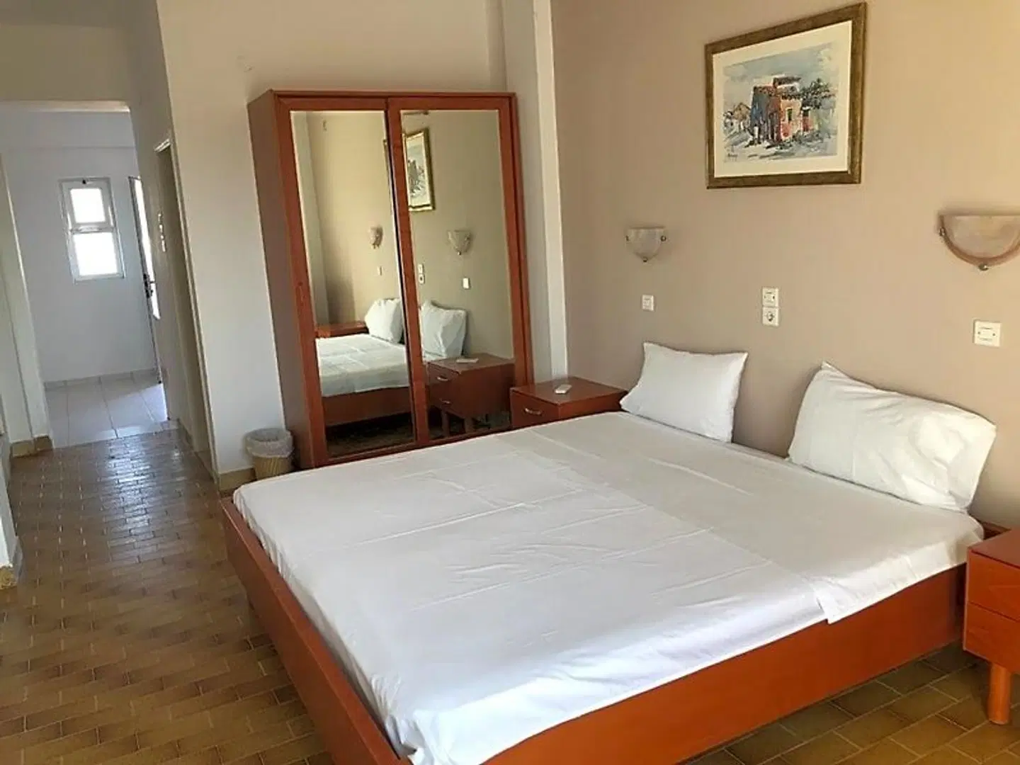 Anthoulis Studios ROOM_EXAMPLE