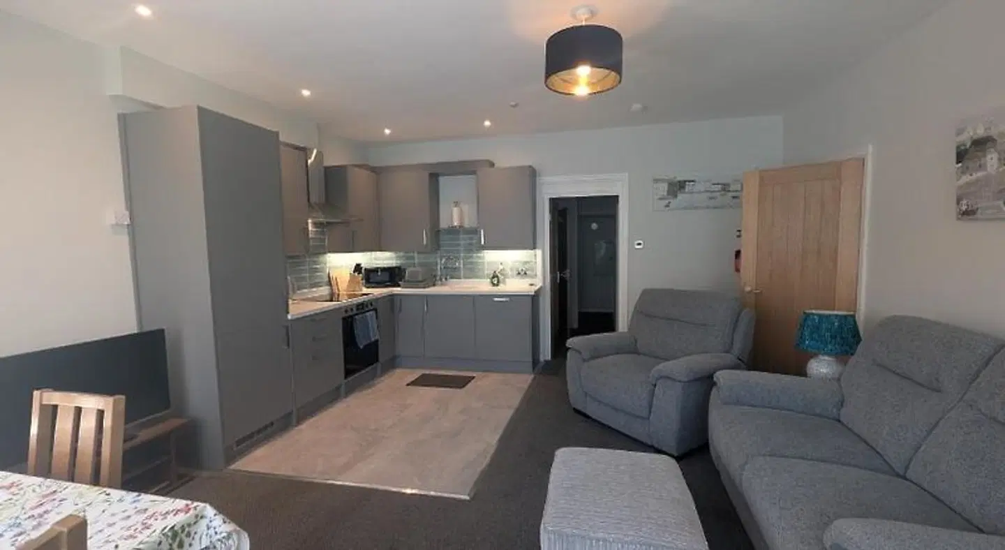 Buile Hill Holiday Flats ROOM_EXAMPLE
