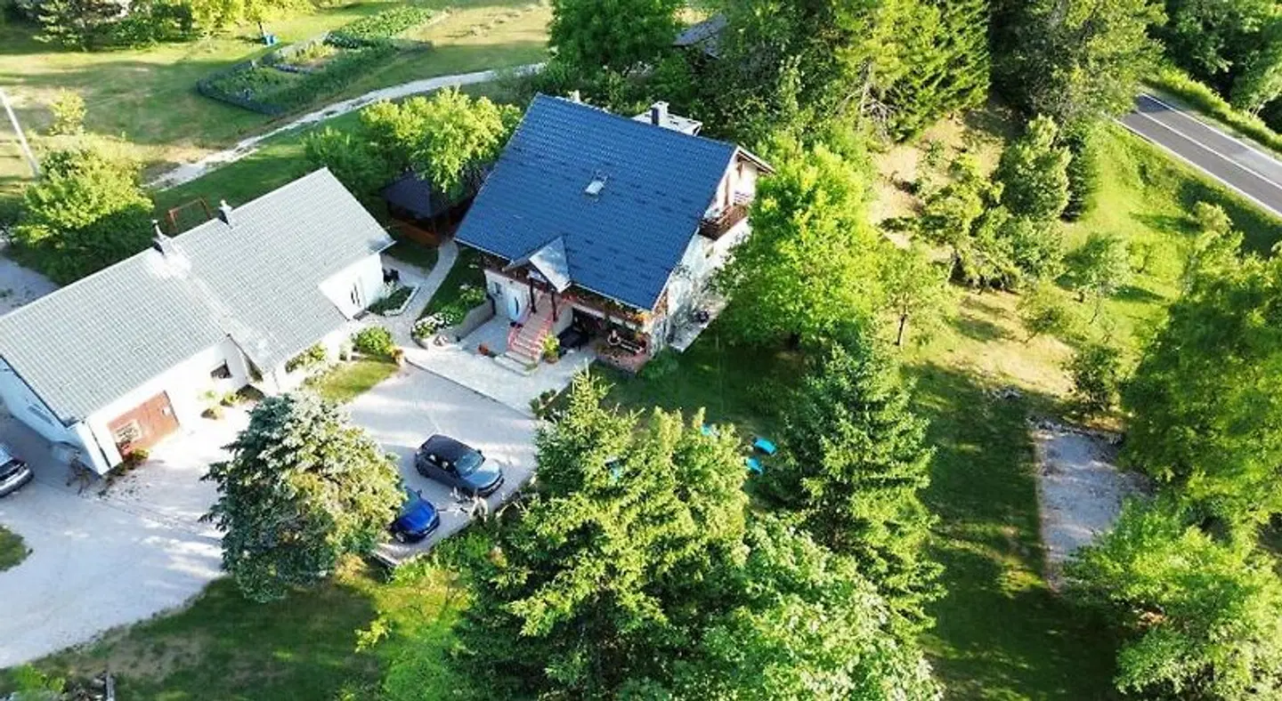 Guest House Family Varda EXTERIOR