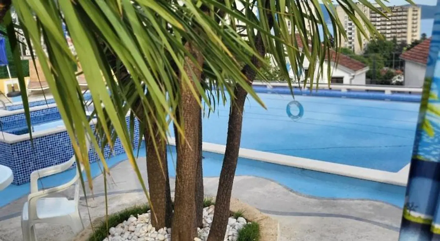 Apartmani Niksic Badezimmer