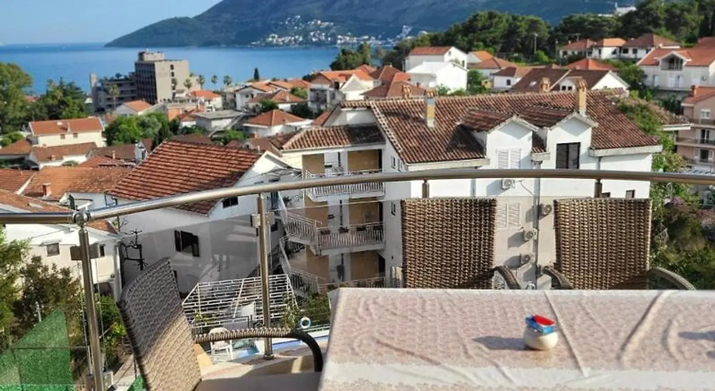 Apartmani Niksic EXTERIOR