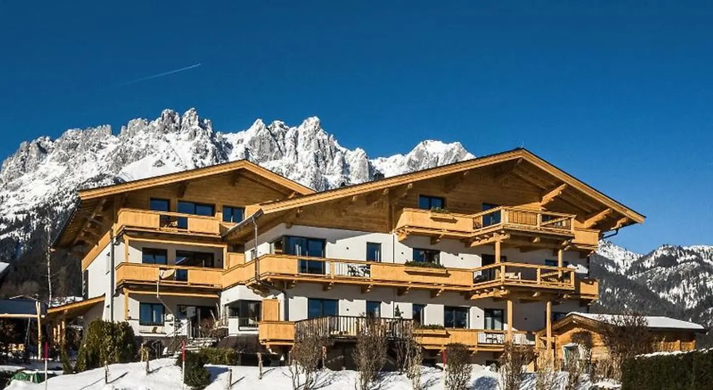 KaiserMoments EXTERIOR