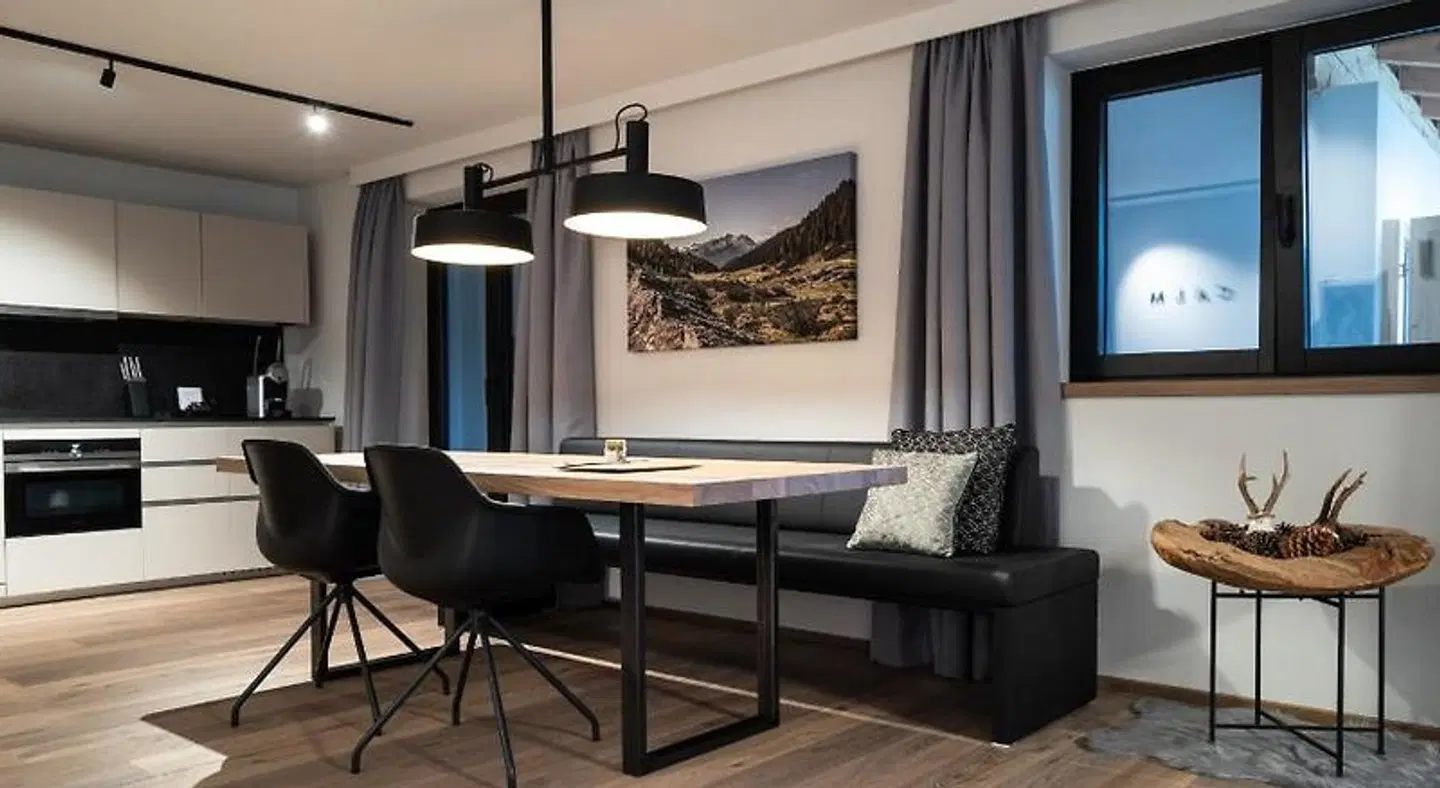 KaiserMoments ROOM_EXAMPLE