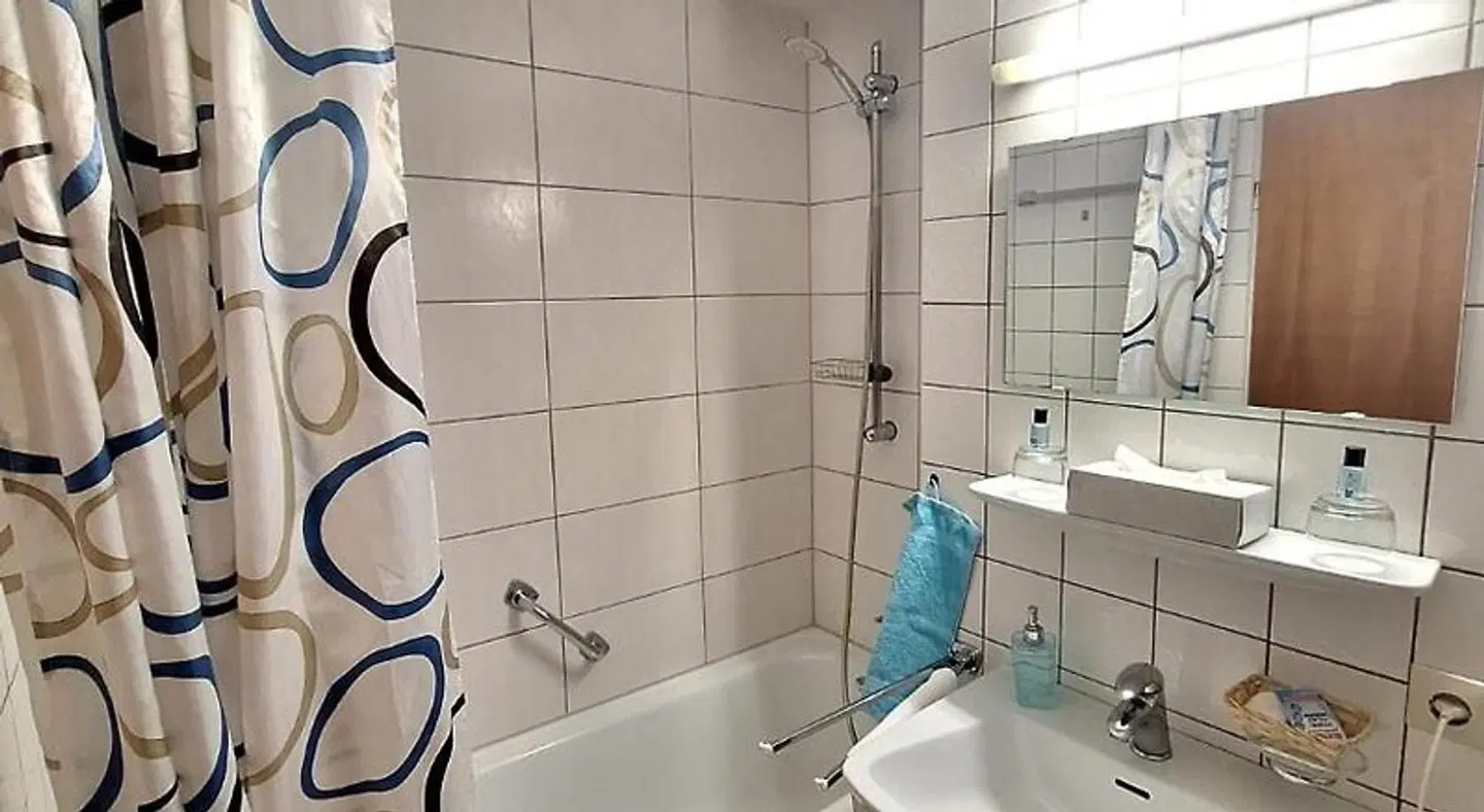 Hotel Quellenhof Bad Urach Badezimmer