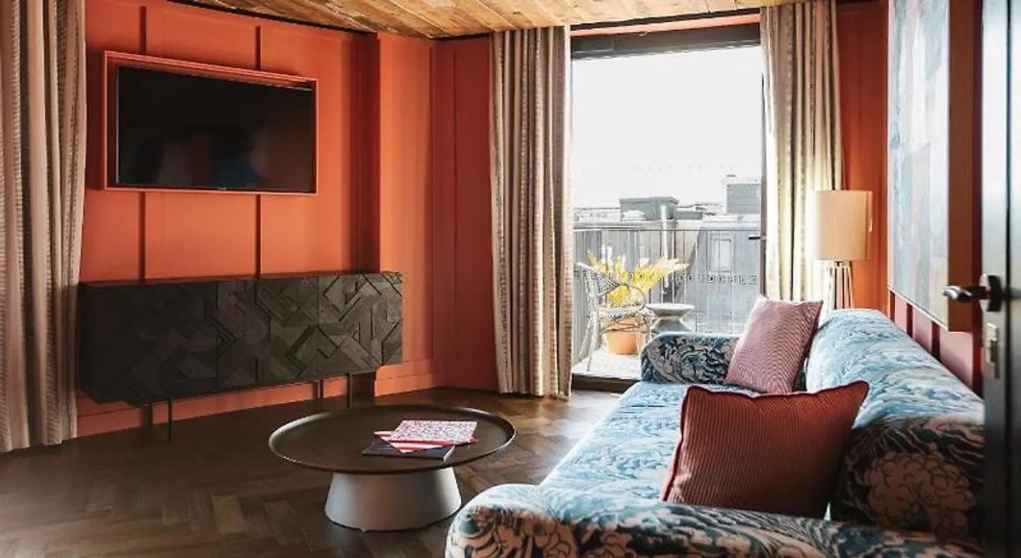 The Dean Galway ROOM_EXAMPLE