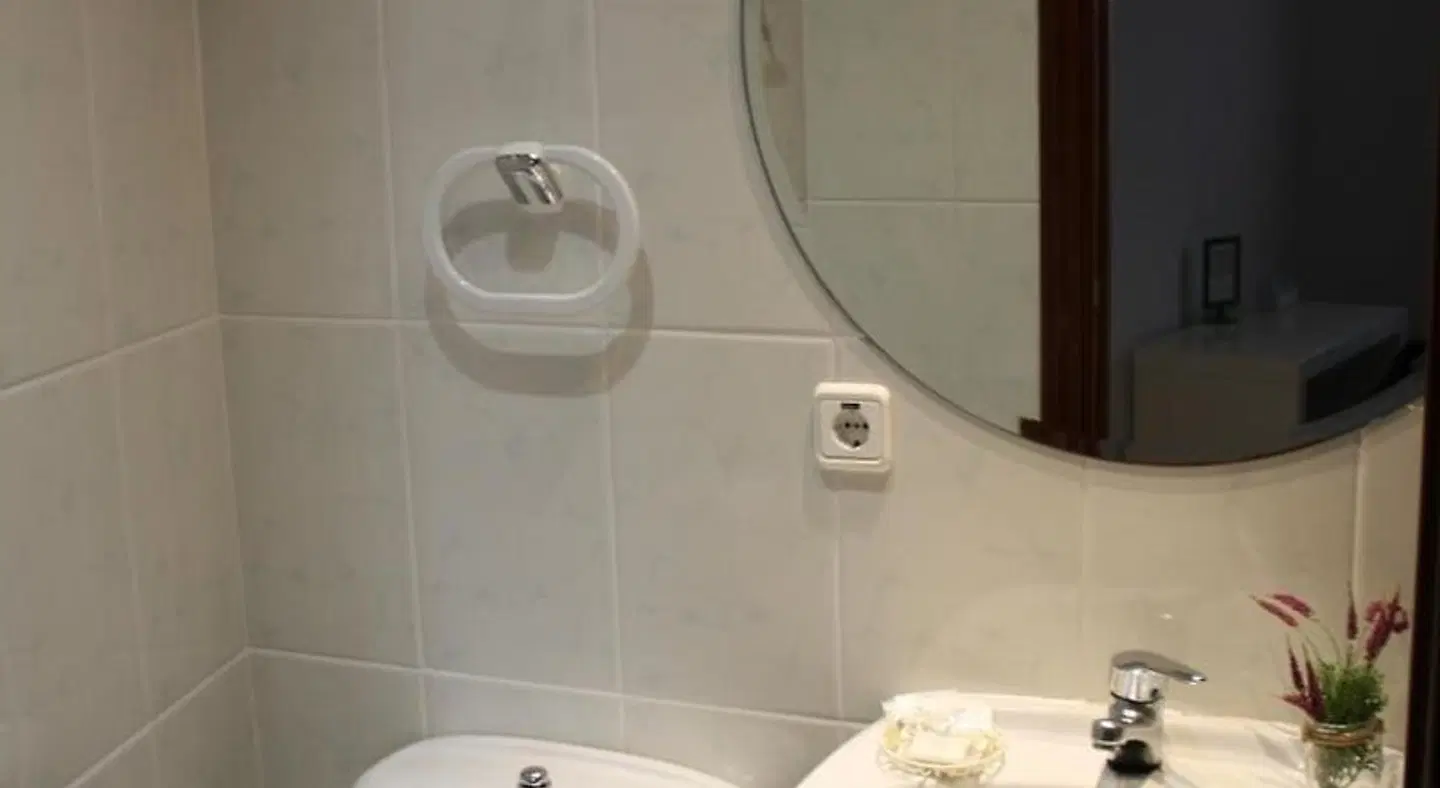 Hostal Rofer Badezimmer