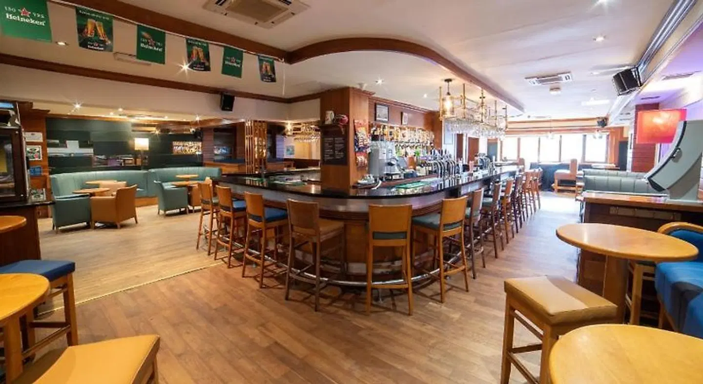 Hibernian & Leisure Centre Bar