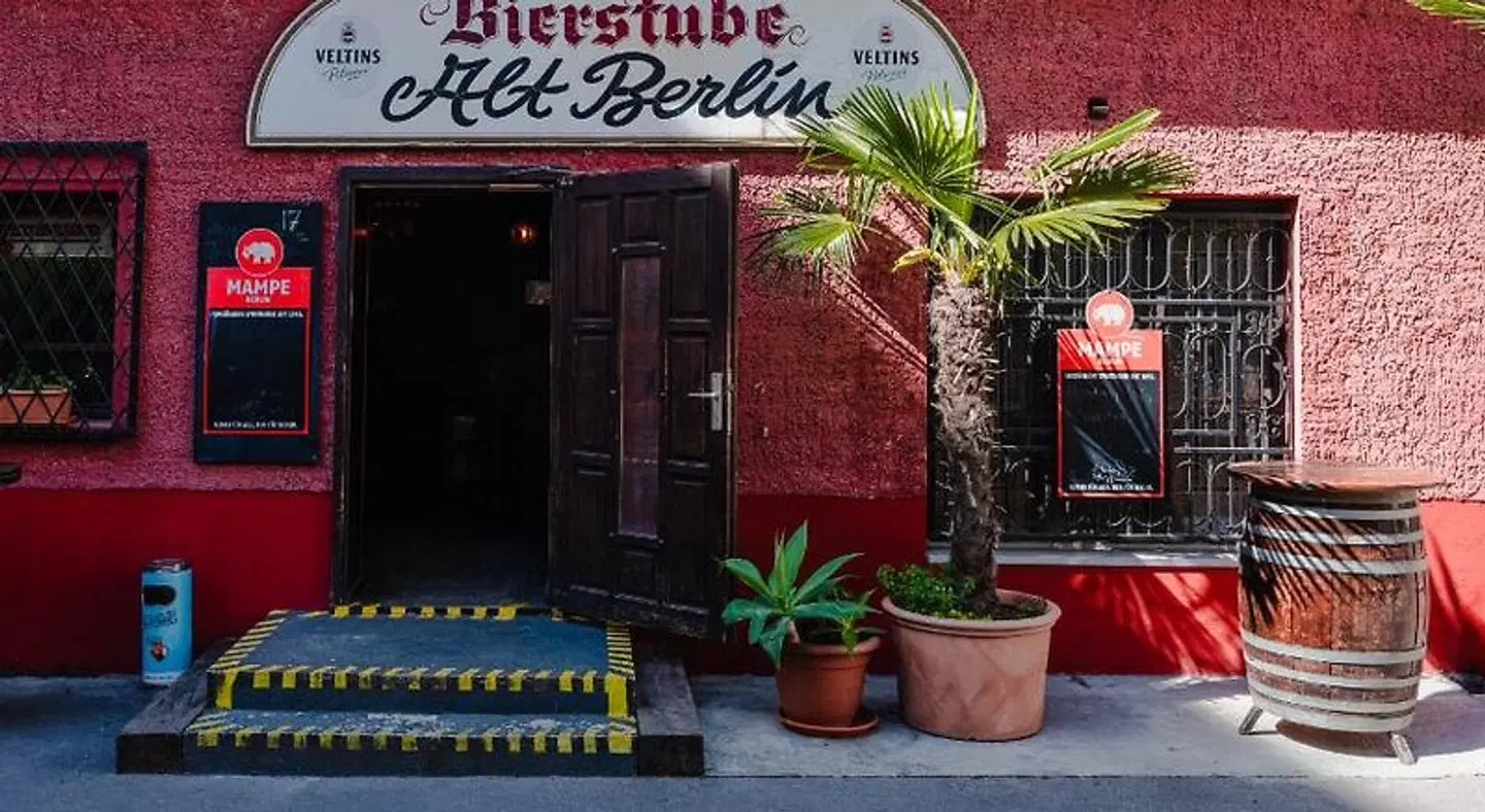 Ballhaus Berlin Hostel EXTERIOR