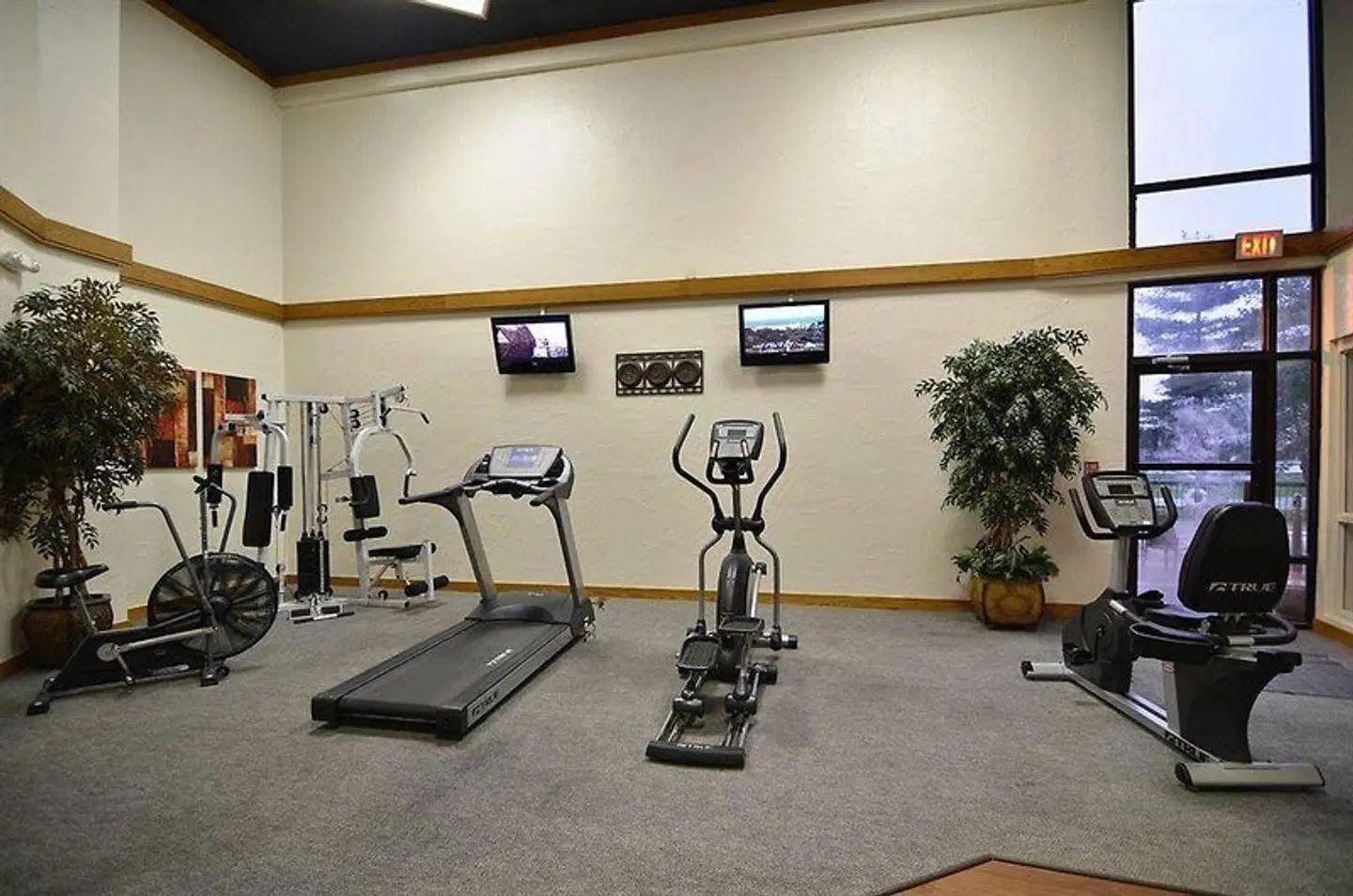 Greenstay Hotel & Suites SPORTS_AND_LEISURE