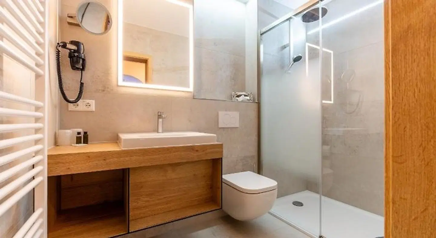 Hotel Zur Aussicht Badezimmer