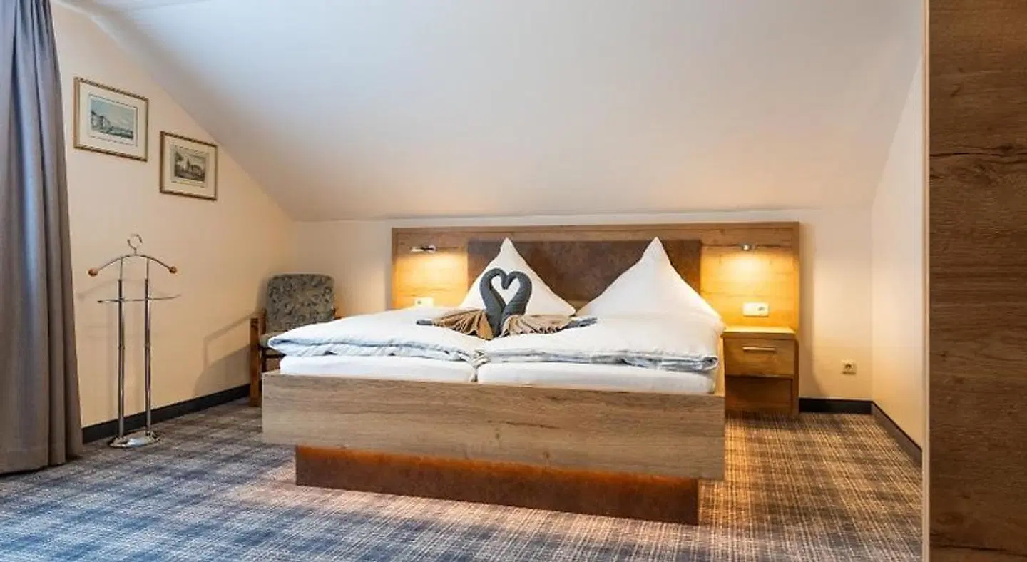 Hotel Zur Aussicht ROOM_EXAMPLE