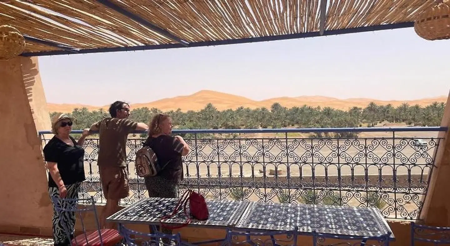 Riad Les Jardins De Merzouga Terrasse