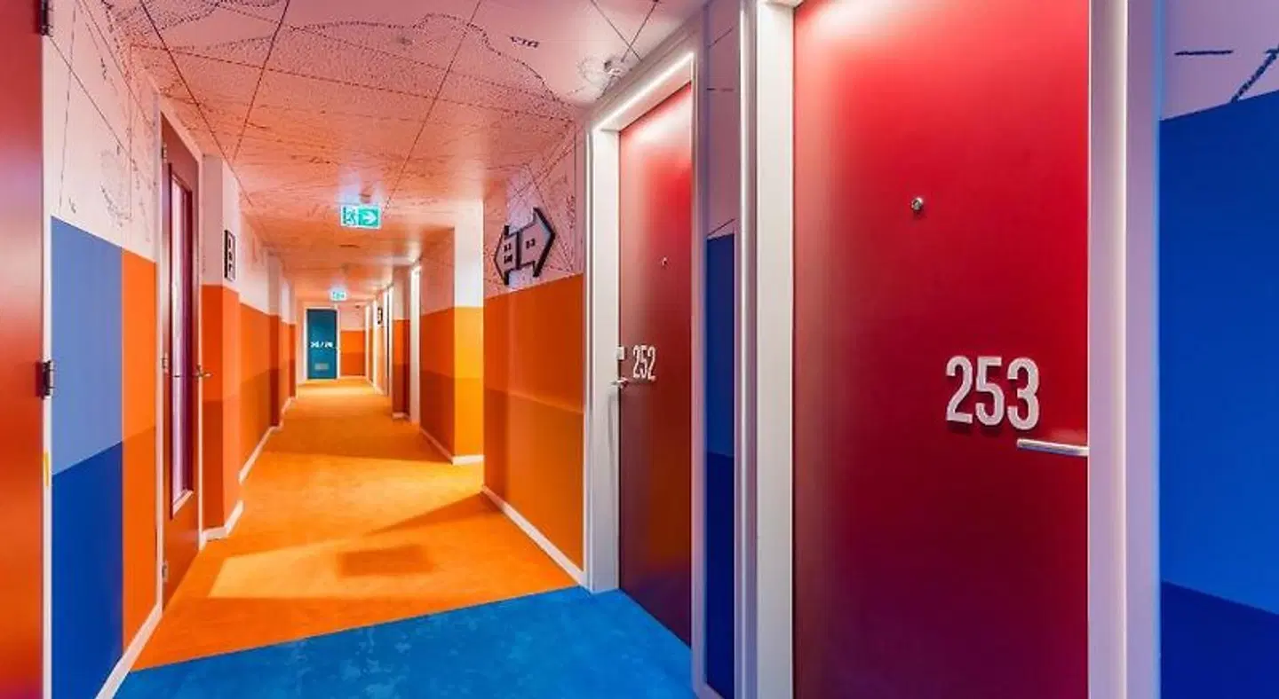 Room Mate Bruno HEALTH_BEAUTY