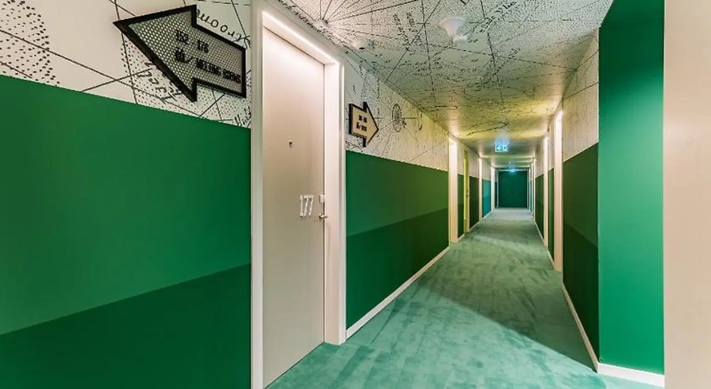 Room Mate Bruno HEALTH_BEAUTY