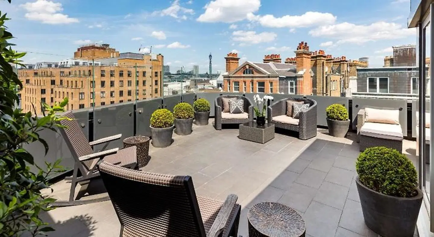 The May Fair Hotel Terrasse