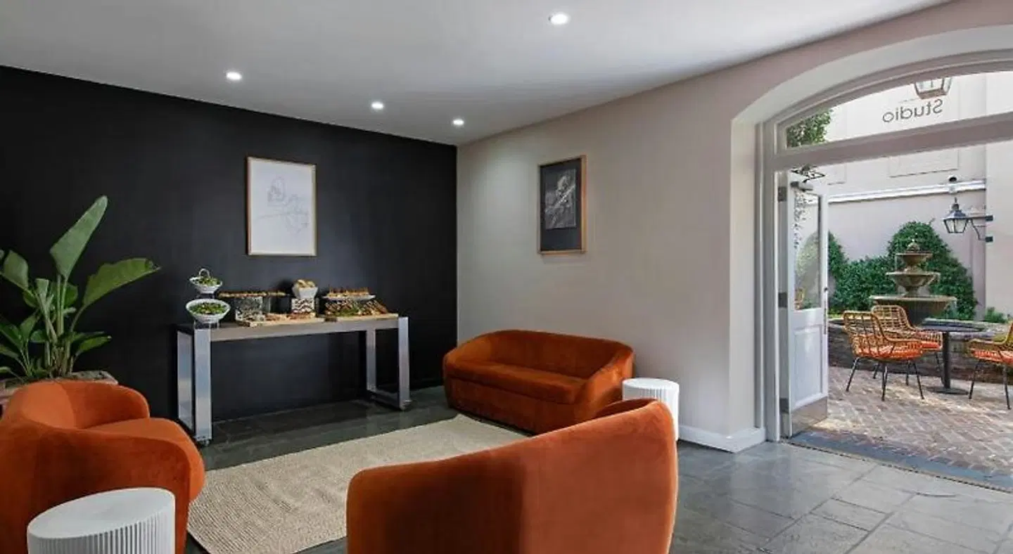 Hotel de la Poste - French Quarter, A Renaissance Hotel ROOM_EXAMPLE