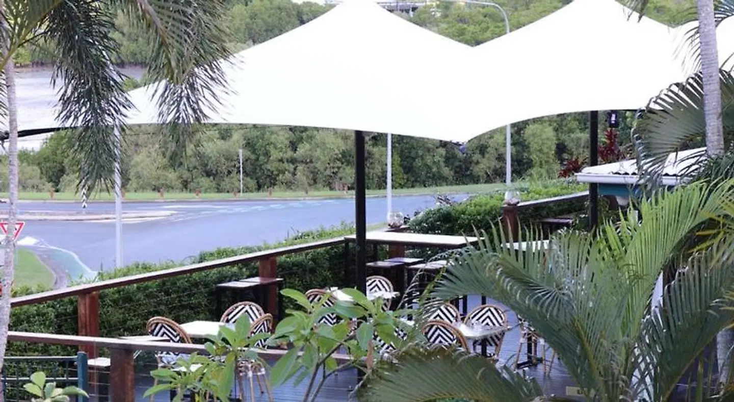 Colonial Palms Motor Inn Garten