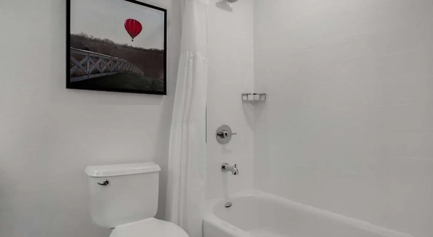Hilton Garden Inn Omaha West Badezimmer