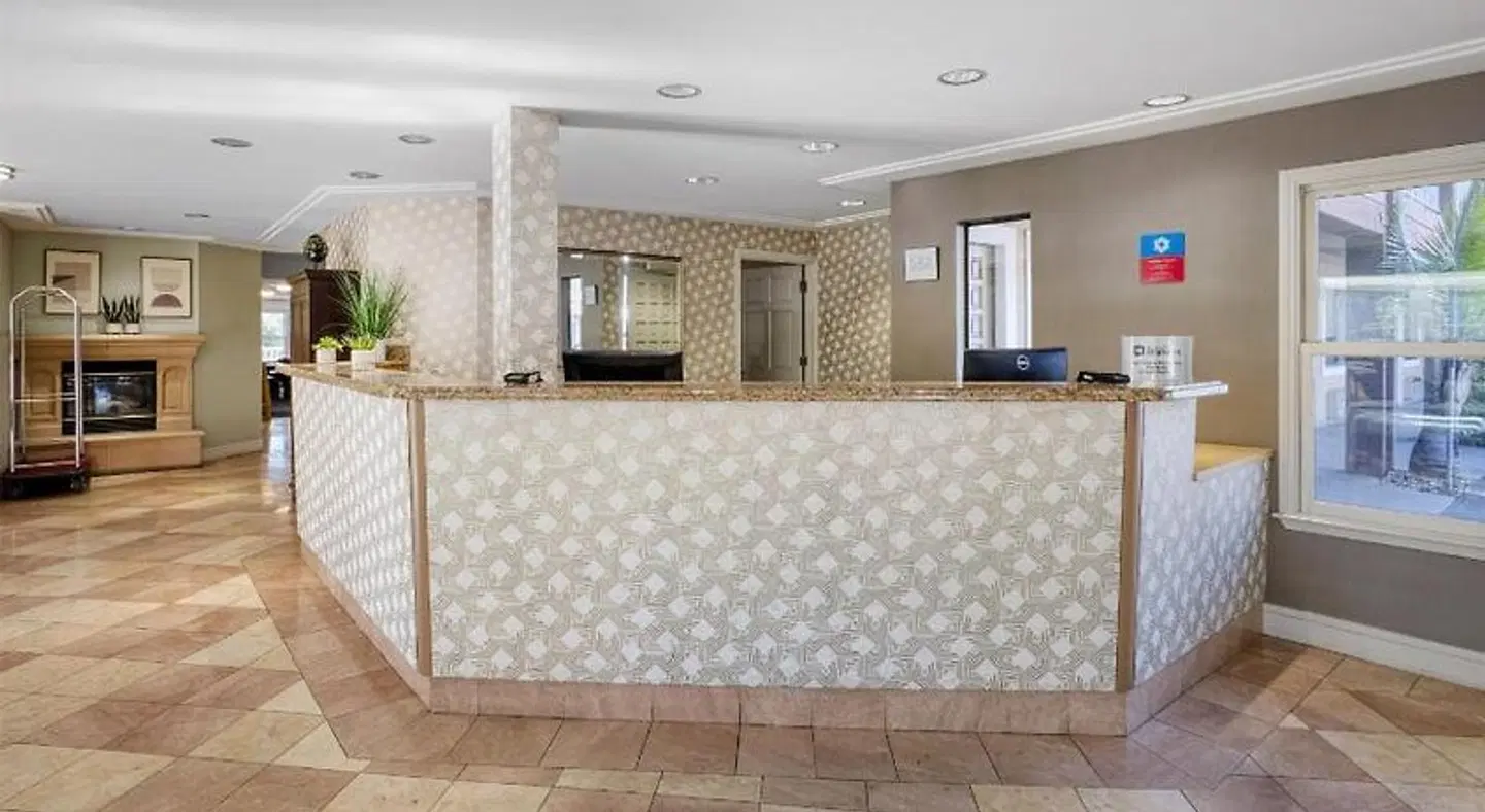 Best Western PLUS Mountain View Inn LOUNGE_LOBBY