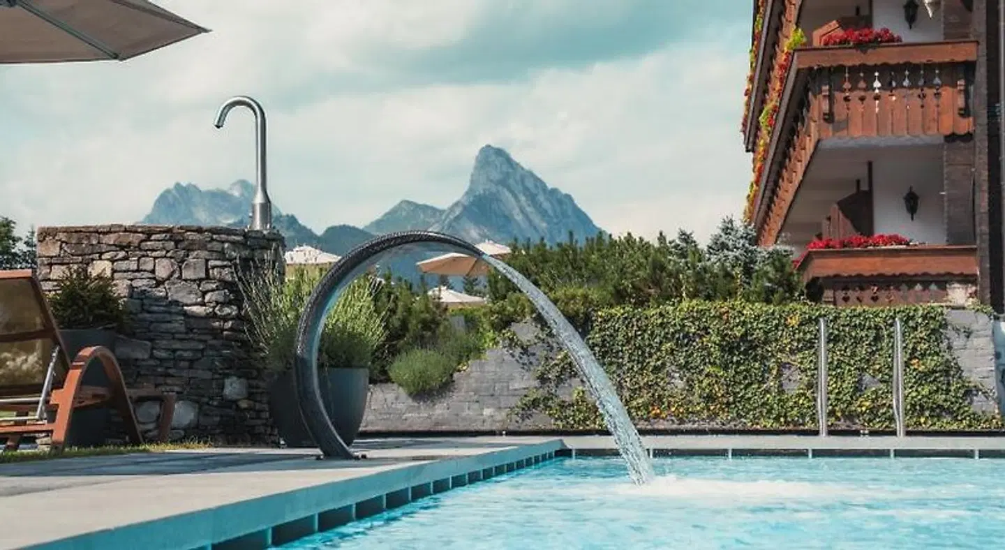 Ermitage OUTDOOR_POOL