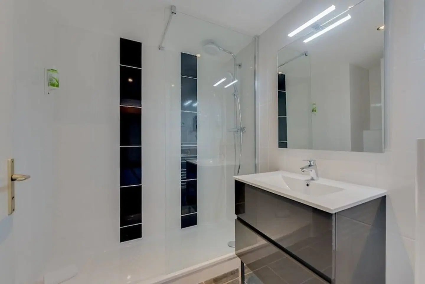 Residhotel Les Coralynes Badezimmer