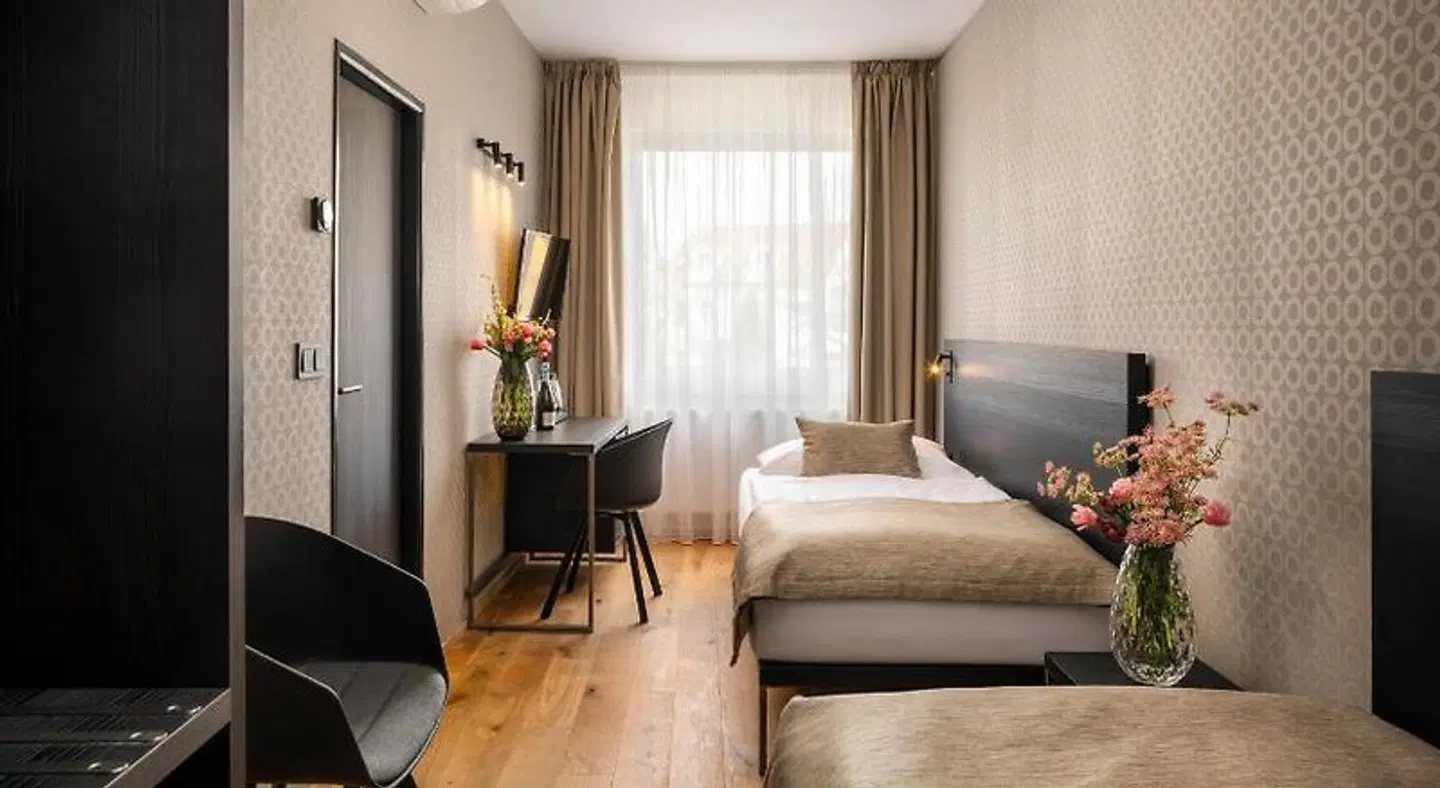 Aida ROOM_EXAMPLE