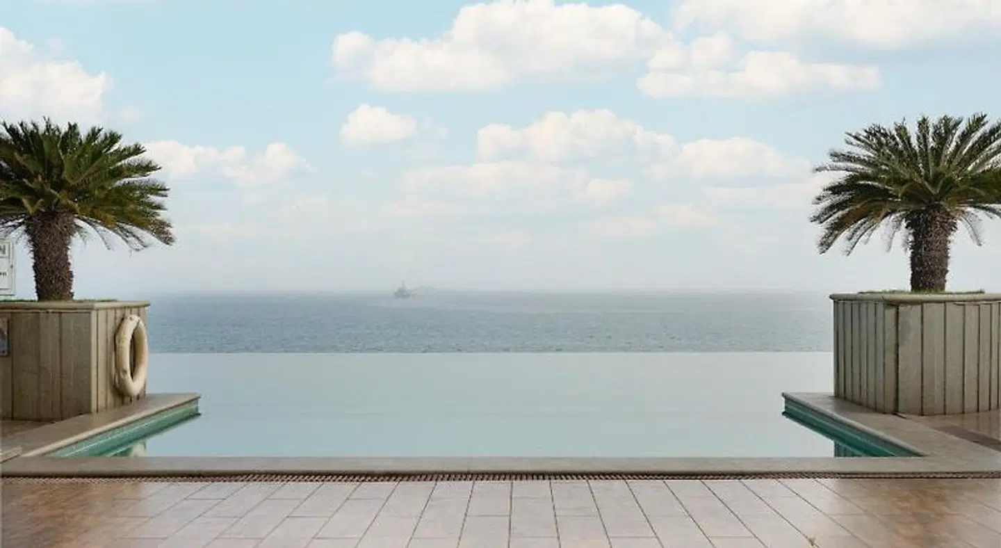 Novotel Visakhapatnam Varun Beach Hotel Terrasse