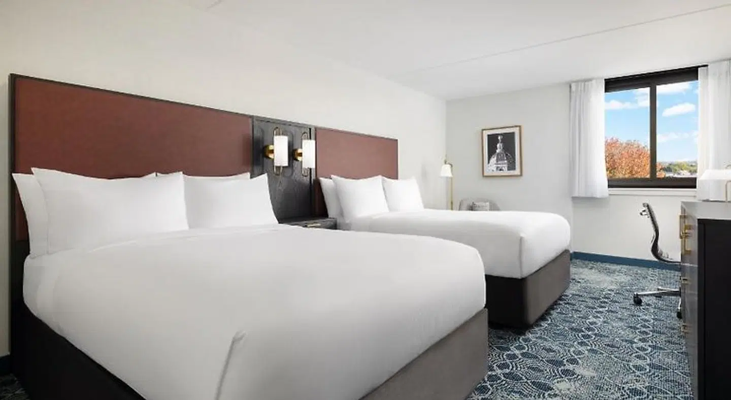 Holiday Inn Concord Downtown by IHG ROOM_EXAMPLE