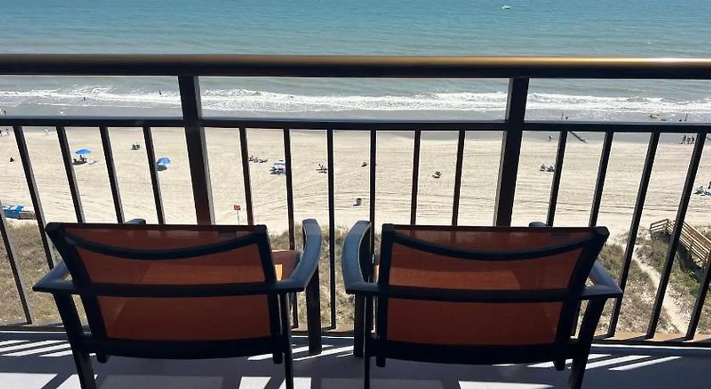 Best Western Ocean Sands Beach Resort Terrasse