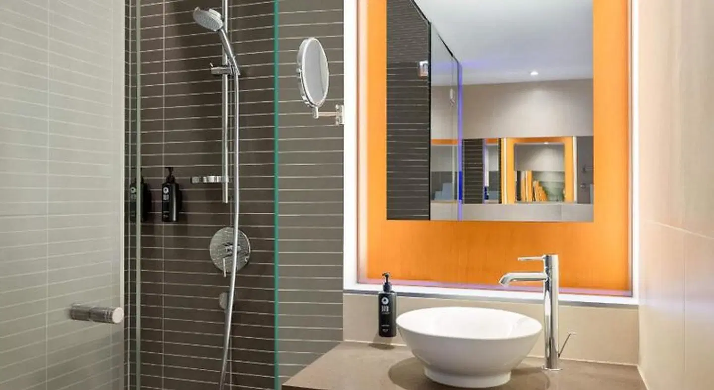 andel's Hotel Cracow Badezimmer