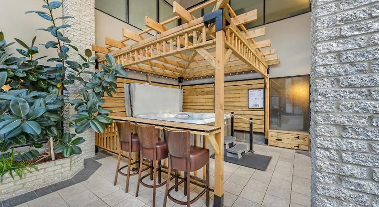 Best Western Hotel Universel Drummondville Bar