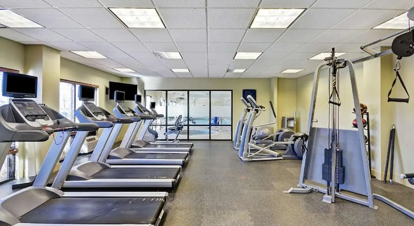 Hampton Inn & Suites Columbus-Easton Area SPORTS_AND_LEISURE