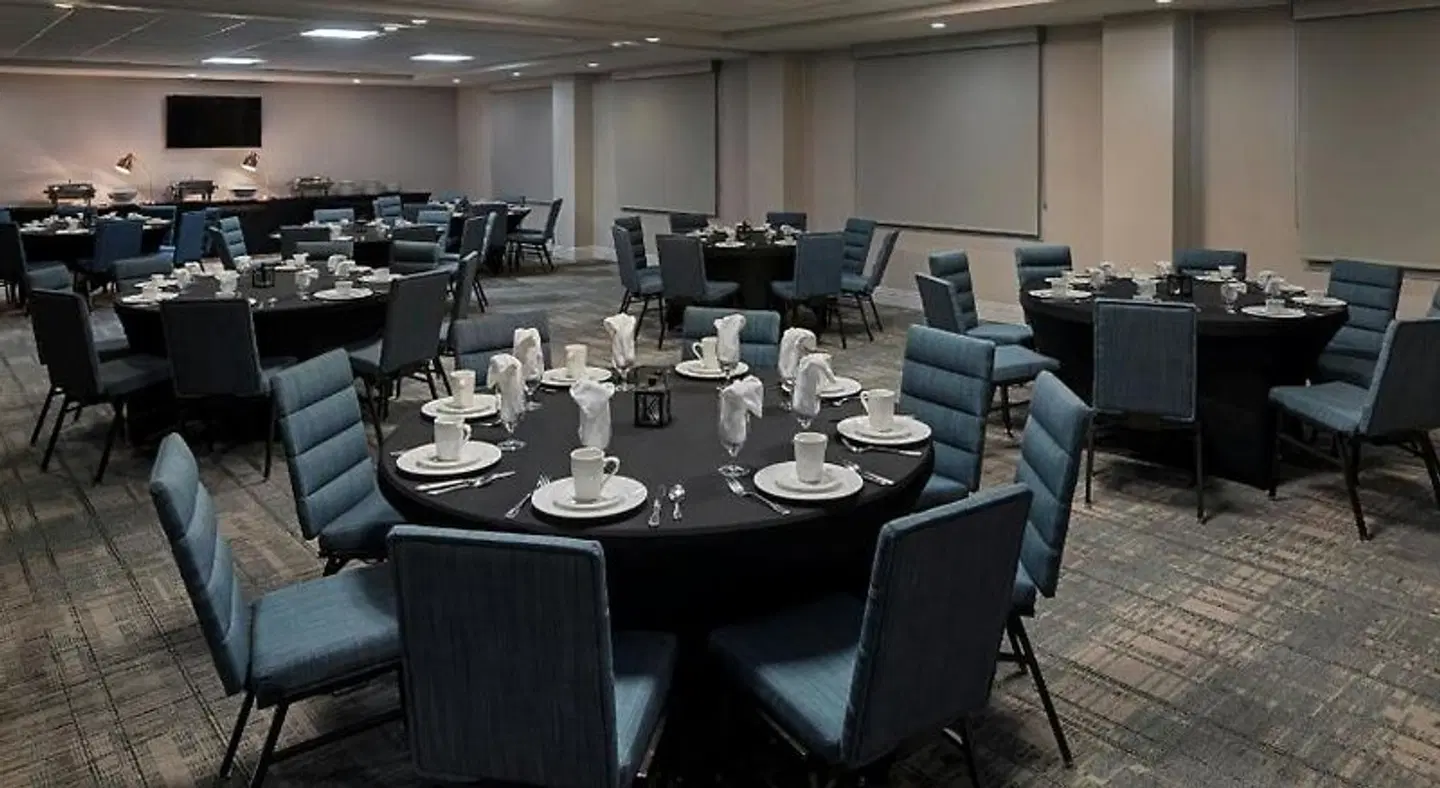 Four Points by Sheraton Ontario-Rancho Cucamonga Konferenz