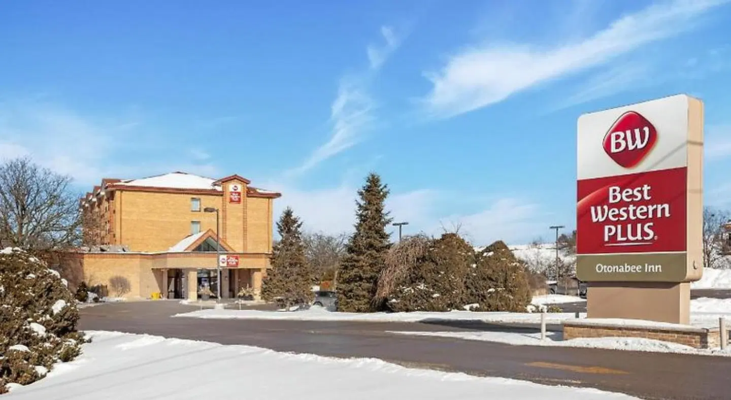 Best Western Plus Otonabee Inn Strand
