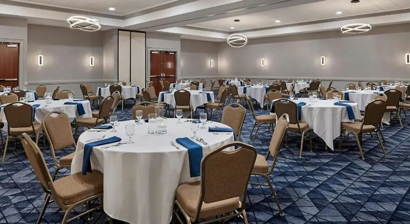 Courtyard by Marriott Sacramento Cal Expo Restaurant